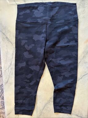 Lululemon Wunder Train Charcoal Camo 23” Leggings (3/$50)